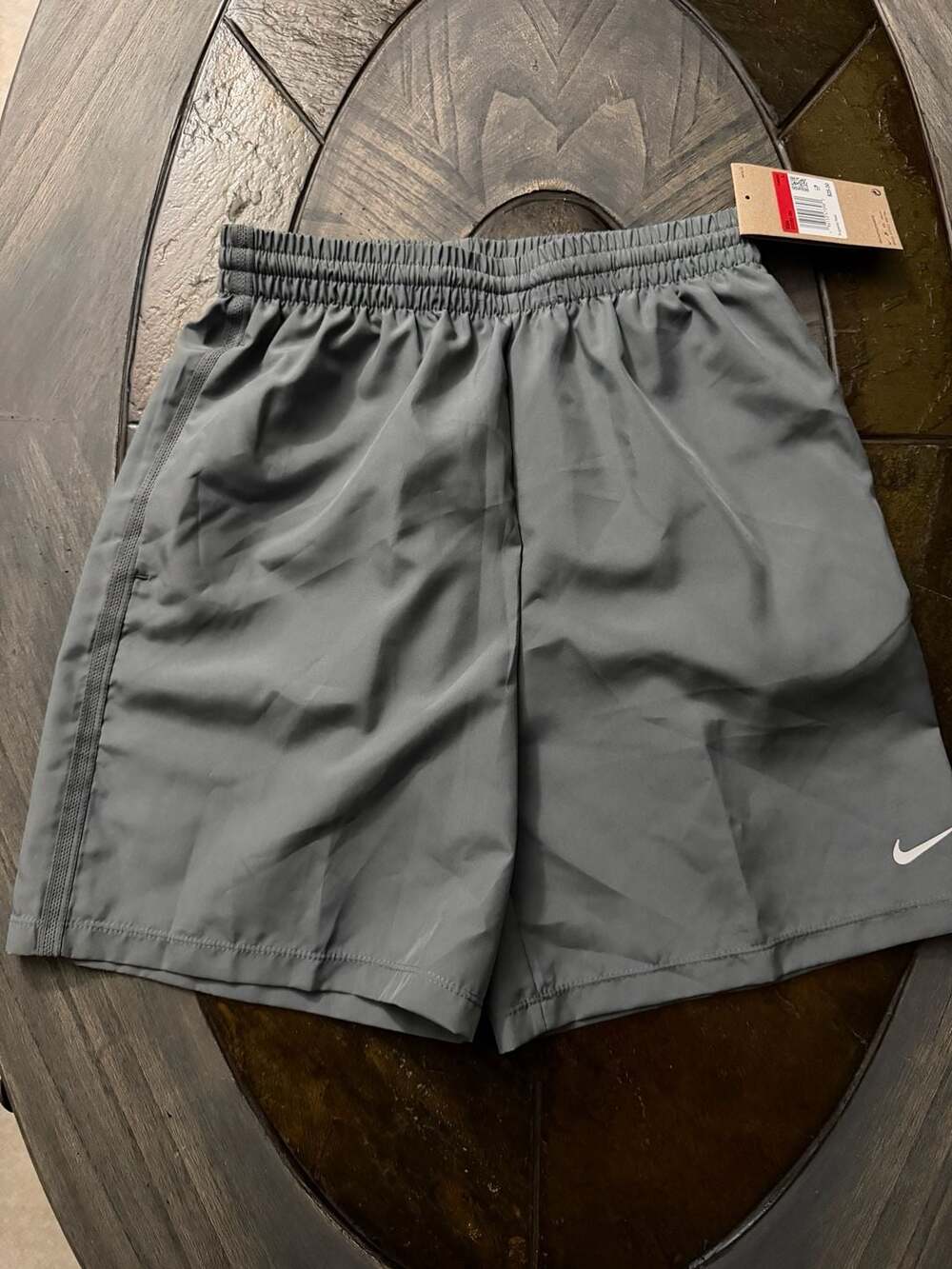 Multi Older Kids' (Boys') Dri-FIT Woven Shorts. Nike 
Size L